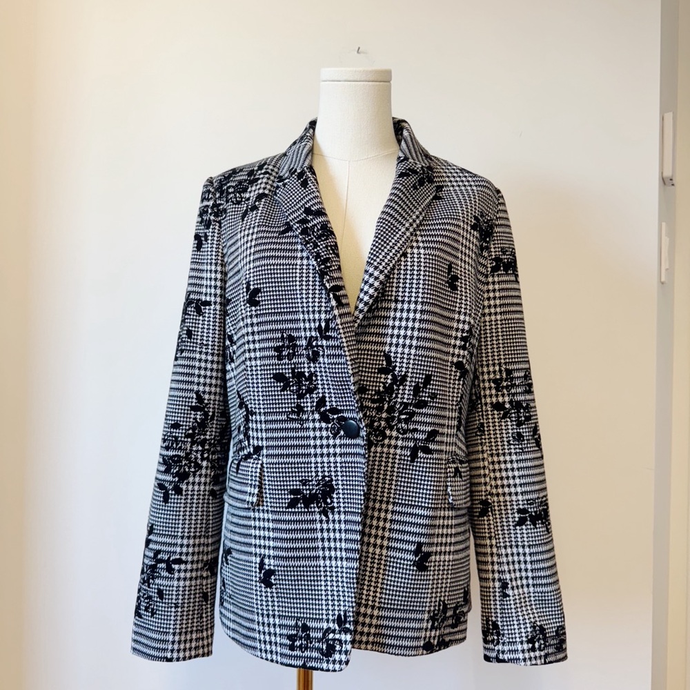 Women's Black and White Checkered Jacket